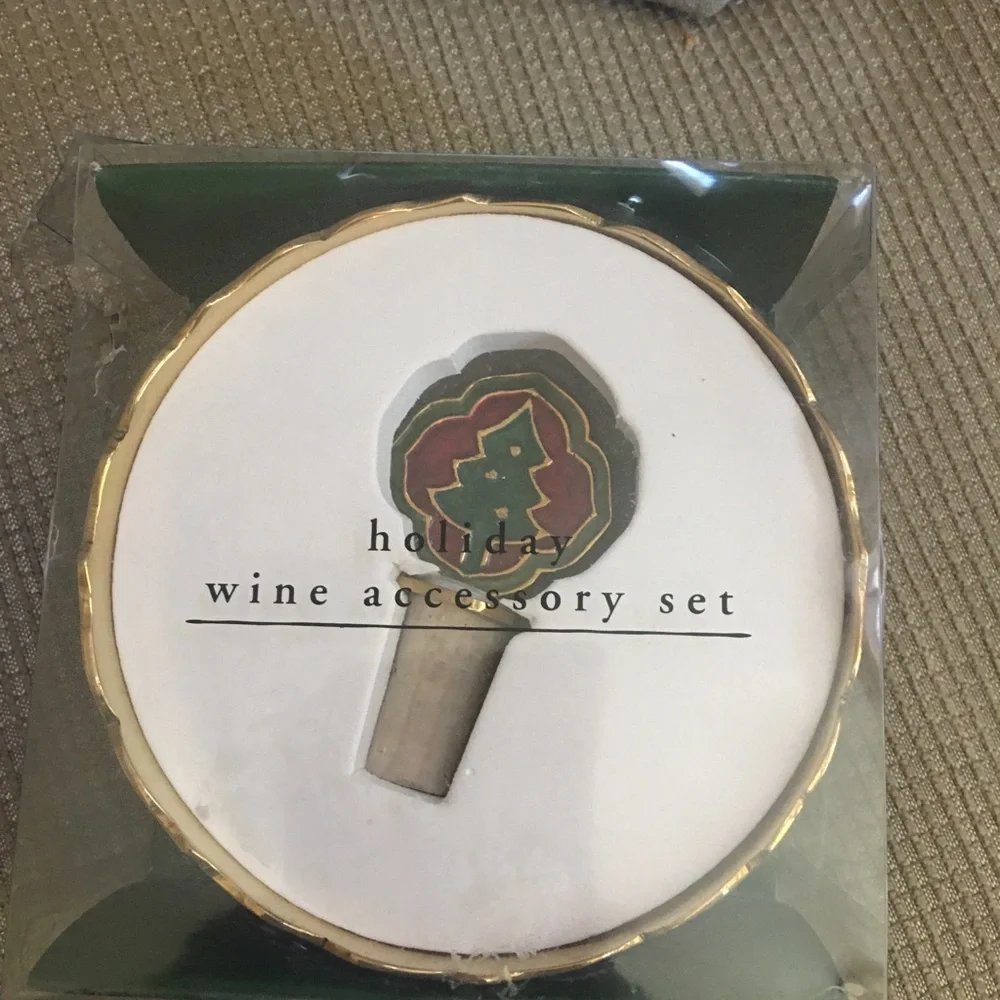 Pier 1 Imports Christmas bottle stopper and wine coaster set